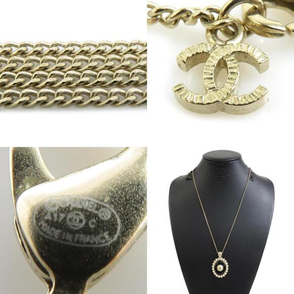 CHANEL Authentic Black Pearl Logo Necklace